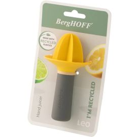 PRESSE AGRUMES MANUEL EN PLASTIQUE RECYCLÉ AVEC POIGNÉE ANTIDÉRAPANTE