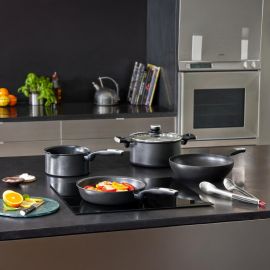 CASSEROLE 20 CM 2,9 L EN ALUMINIUM AVEC REVÊTEMENT ANTIADHÉSIF TITANIUM INDUCTION TÉFAL UNLIMITED