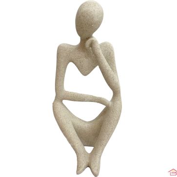 FIGURINE SILHOUETTE DU PENSEUR EN POLYRESINE ASPECT SABLE 11.2X9.2X23.7 CM