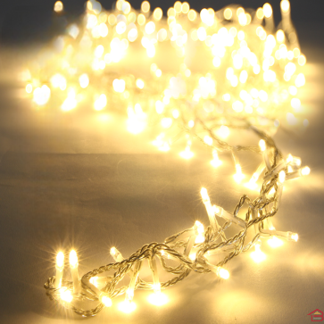 GUIRLANDE LUMINEUSE CLIGNOTANTE 240 LEDS BLANC CHAUD 12 M AVEC MINUTERIE