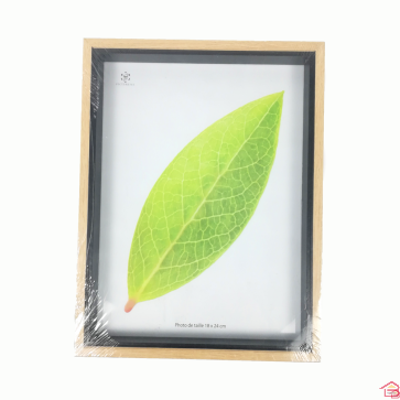 CADRE POUR PHOTO 18 X 24 CM - 21.3 X 26.3 X 2.5 CM 