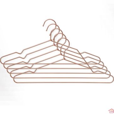 ENSEMBLE DE 5 CINTRES EN CUIVRE RAYEN POUR VÊTEMENTS ROBUSTES ET ÉLÉGANTS