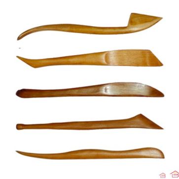 SET DE 5 PIECES OUTILS DE POTERIE EN BOIS