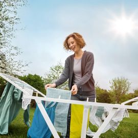 SÉCHE-LINGE EXTÉRIEUR ET INTÉRIEUR 20M VILEDA SOLAR EN RÉSINE AVEC ROUES ET PIEDS CHEVALETS